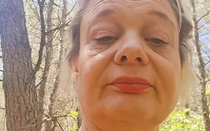 Sofy13: In the Forest to Get Fucked by a Stranger