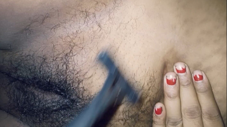 Puja_bhabhi0: Desi indiana capelli taglio figa vidoe