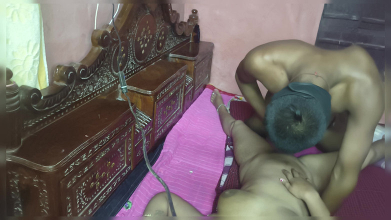Nehatop123: सुंदर हॉट लड़की पहली बार सेक्सी हॉट लड़कियां