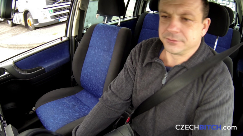 Czech Bitch: Tjeckisk slyna 10: Smutsig brud med en dominerande älskare
