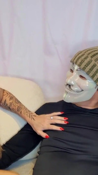 Follando a dos chicas calientes sin condón