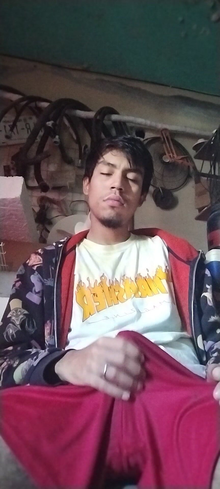 AlexAlejandro13: स्नान से बाहर आ रहा है