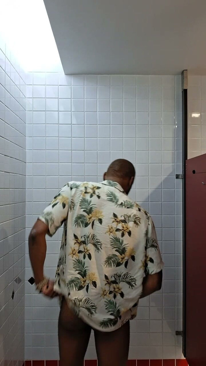 Kennie Jai: Had to Get Away From Work and Jerk
