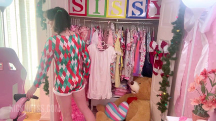 Natalie Napoli: The Cuckold Sissy Holiday Package