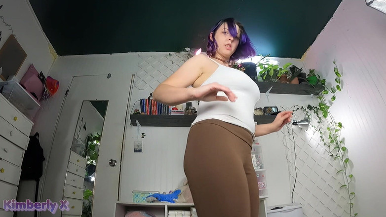 Kimberly X: Degradandoti con le mie scoregge