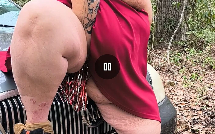 HerculesnVENUS: Ooh There's the Dirt Road Wonder Whose Watching as She...