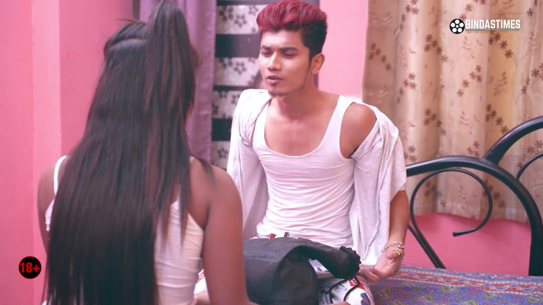Biind as times: Bebo si gadis seksi india digoda dan dientot sama perancang...