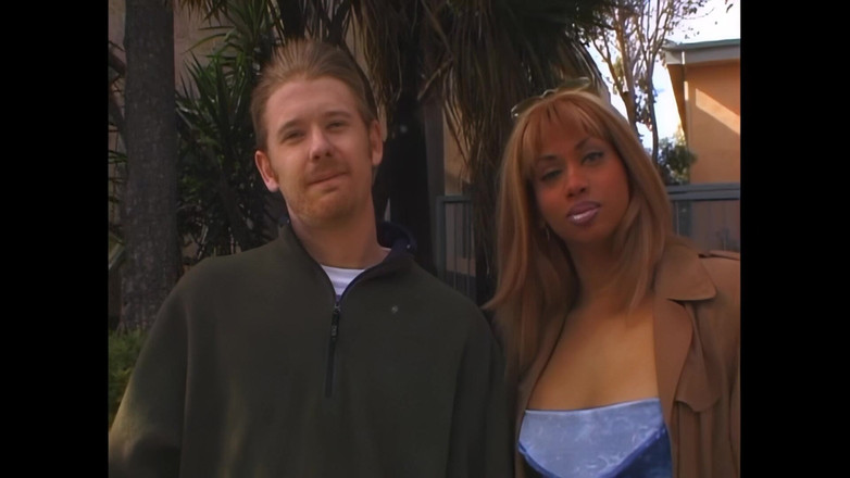 TGirls Fantasies: Ahlaksız transeksüel oyuncak gibi sikiliyor