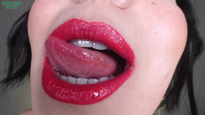 Goddess Circe: Awek cantik merokok Cerut - Gincu hodoh tetapi panas