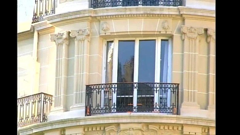 Vintage megastore: Сексуальна блондинка секретарка в панчохах жорстко відтрахана її босом на столі