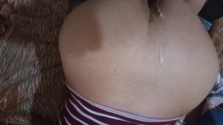 Moo DBOXXX: Tchýně s velkým zadkem, chce se mnou mít sex každý...