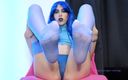 Rebecca Diamante Erotic Femdom: 崇拝と私の青い足を嗅ぐ