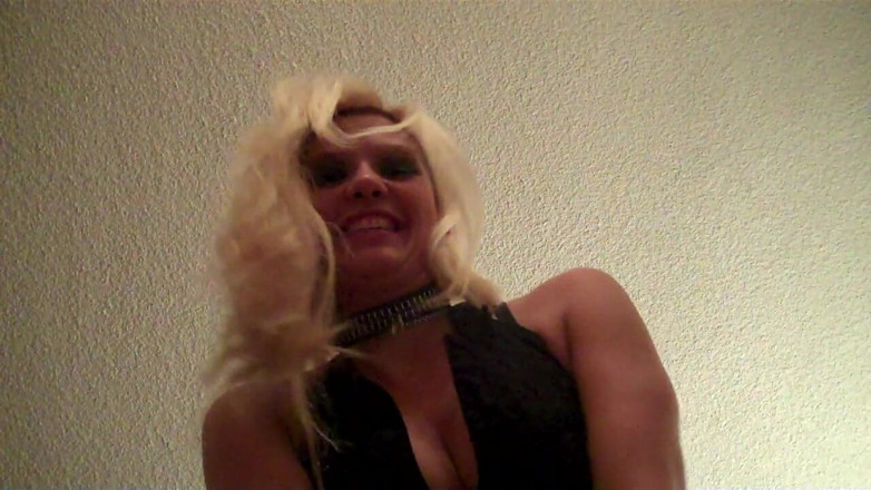 Cryptostudios: Tabitha Giantess 121
