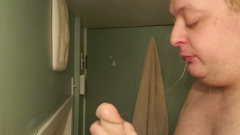 Charlieboy69: Deepthroat 11 Inch Dildo Day 6 Pt 3