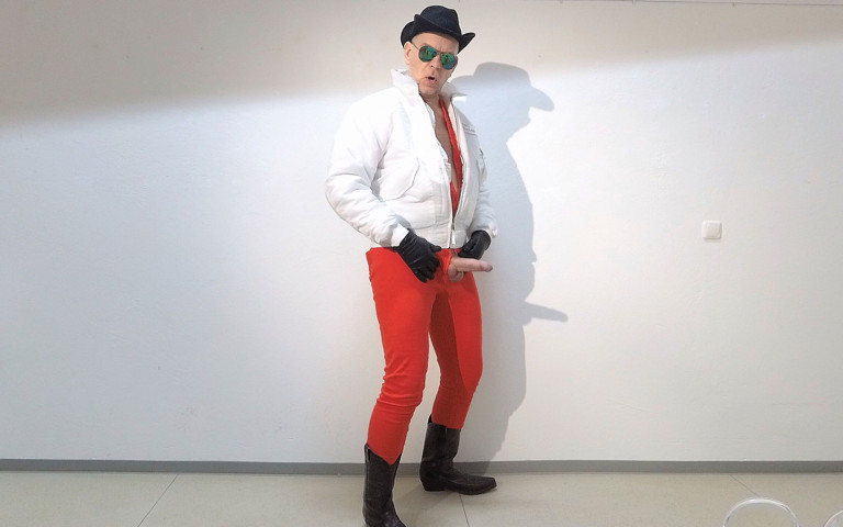 The Cowboy in Red Long Johns 1 (Germane_XL) The Cowboy in Red Long Johns 1 (Germane_XL)