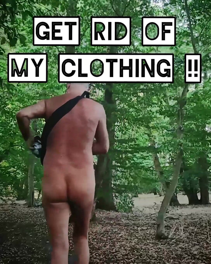 MaleModel: Waldspaziergang
