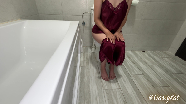 GassyKat: The Daily Toilet Episode 19