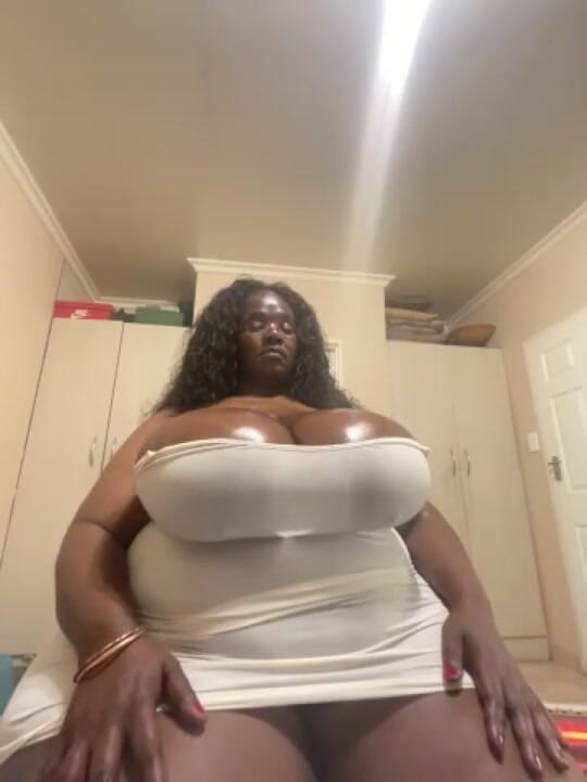 Legendary Booty Overdose: Black BBW Titsplay &amp; Ass Worship