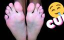 Cumshot feet: Duży ładunek nasienia na podeszwach moich stóp