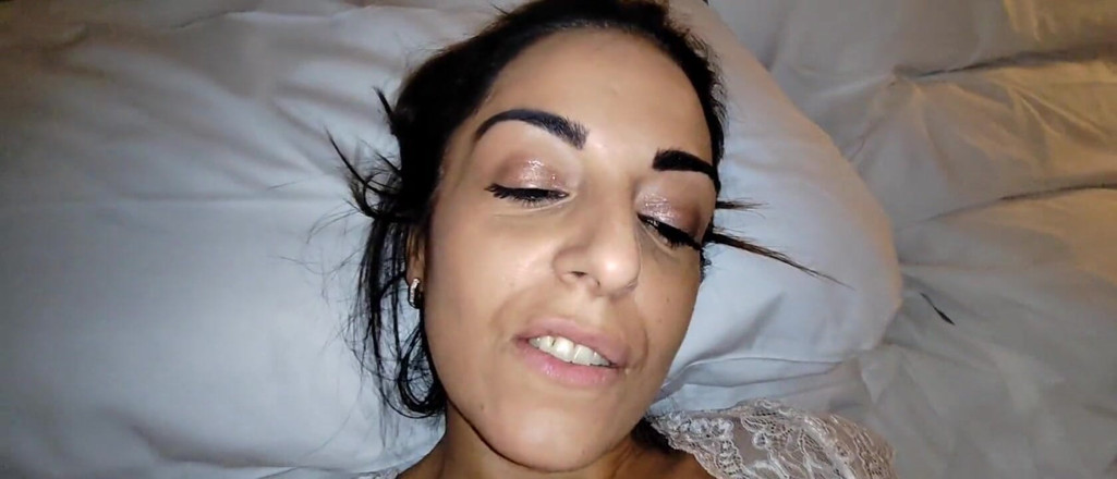 Ferrero anal experience: Slutty Wife Takes a Lot of Cock From a Friend...