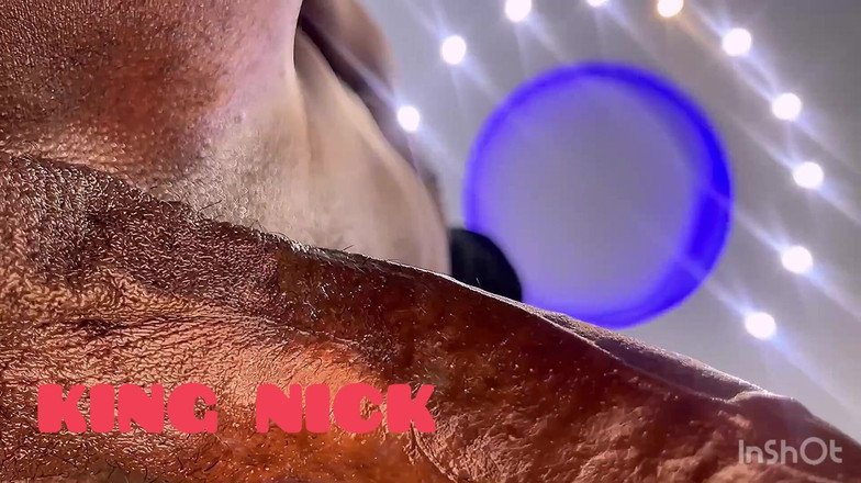 King Nick: Je baise mon ex-copine après qu’elle est venue me supplier...