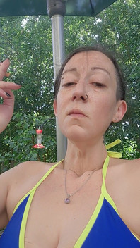 Otevřete doširoka, abyste zachytili můj vydechovaný kouř