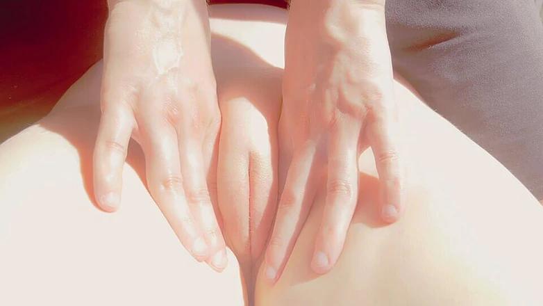 AmyHi: Step Daddy Gives a Sensual Massage to My Small Tight...