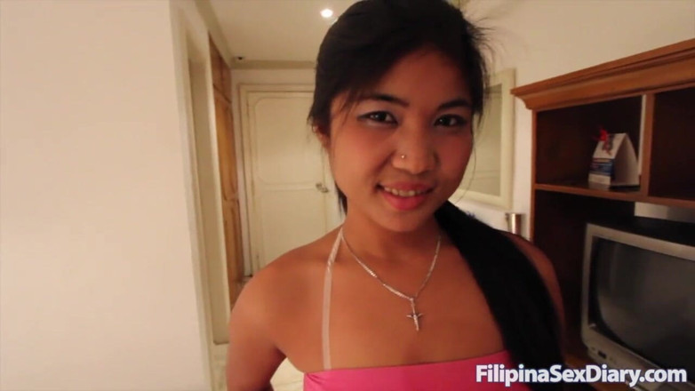 Trike Patrol - Tuk Tuk Patrol: Horny Asian spreads legs for foreign cock