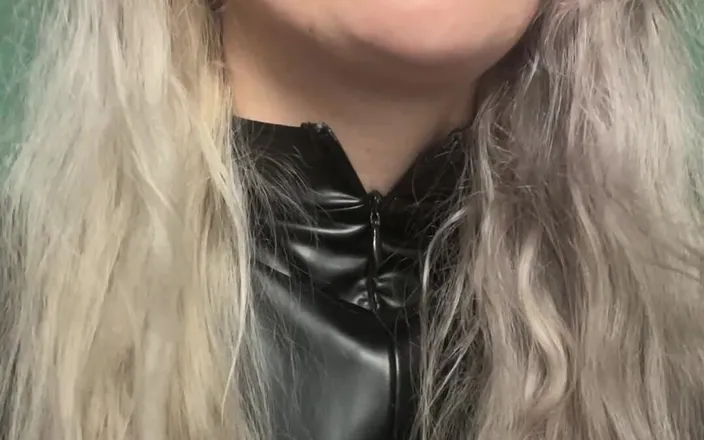 FinDom Goaldigger: Show Me Your Tongue!