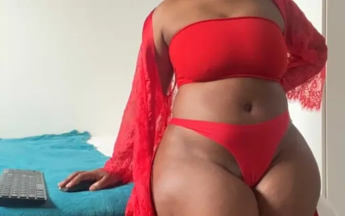 Big black clapping booties: Jack off to my humongous ass wiggling in sexy lingerie,...