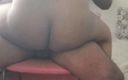 Funny couple porn studio: Une belle-mère tamoule se fait baiser
