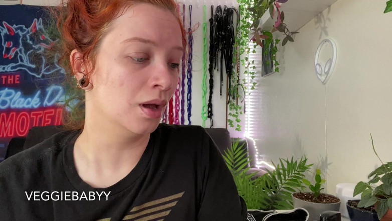 Veggiebabyy: Tired Girl Yawns While Getting Ready