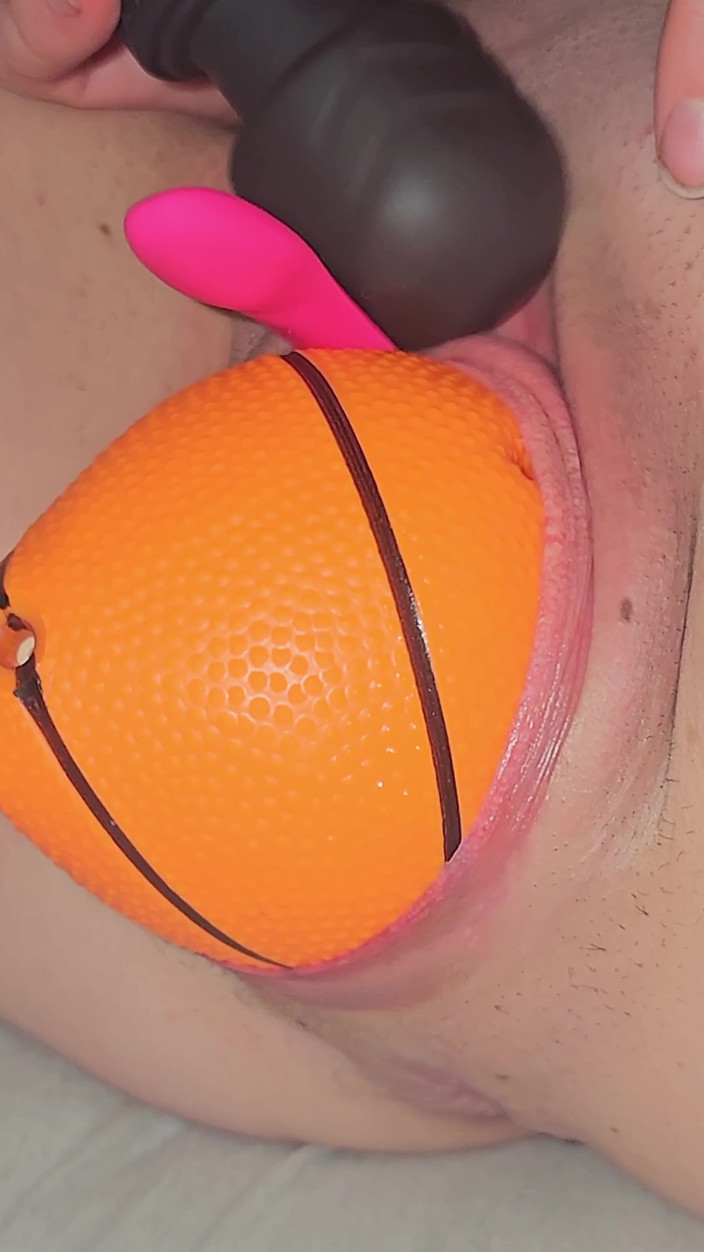 InNeedOfTheFist: See Me Birth a Mini Basketball as I Orgasm and...