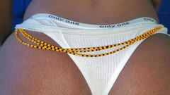 QUEENLYSSA: Mein nachbar genoss, wie ich mit offenem fenster masturbierte