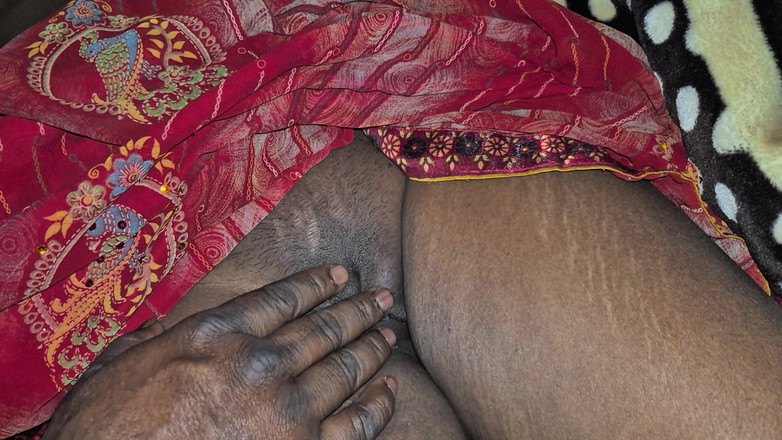 ExcitedWomen: Czarny masaż cipki olejkiem i ostro jebanie indyjski Bhabhi