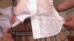 Asian X: Asijská dívka šuká učitele po hodině