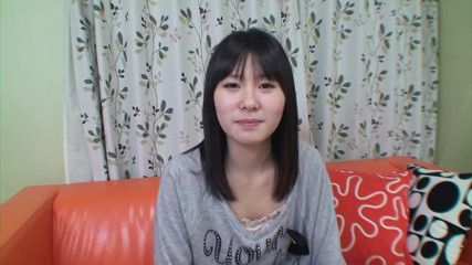 Asian Mature Climax: 甘いブルネットは彼女の自己を満足させることを楽しんでいます
