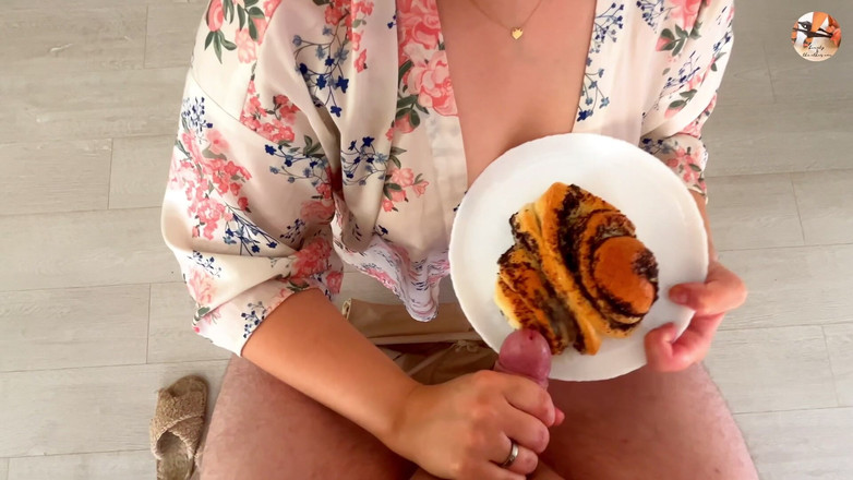 beauty_and_the_other_one: Лексі потрібна глазур для її торта