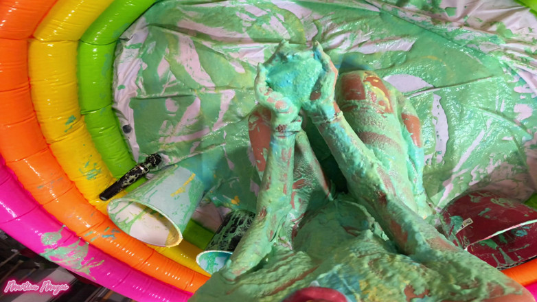 MartinaMagni: Sudut pandangan pertama saya membuatkan saya kucap celah dan dapat...