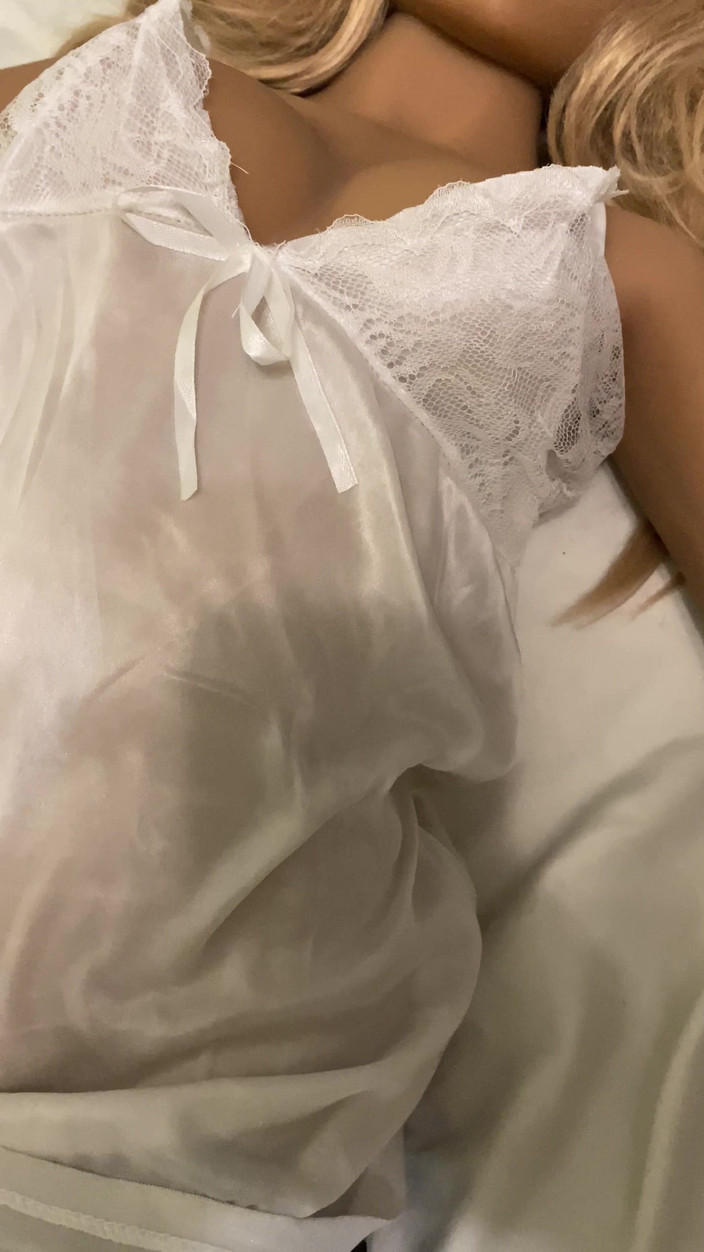 Doll sex: 享受丝袜的薄身感