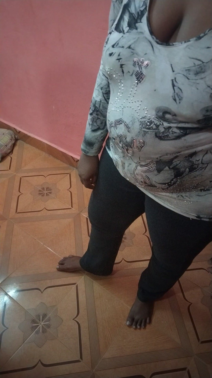 Priya aunty: Doktor hasta çekim hazırlığı