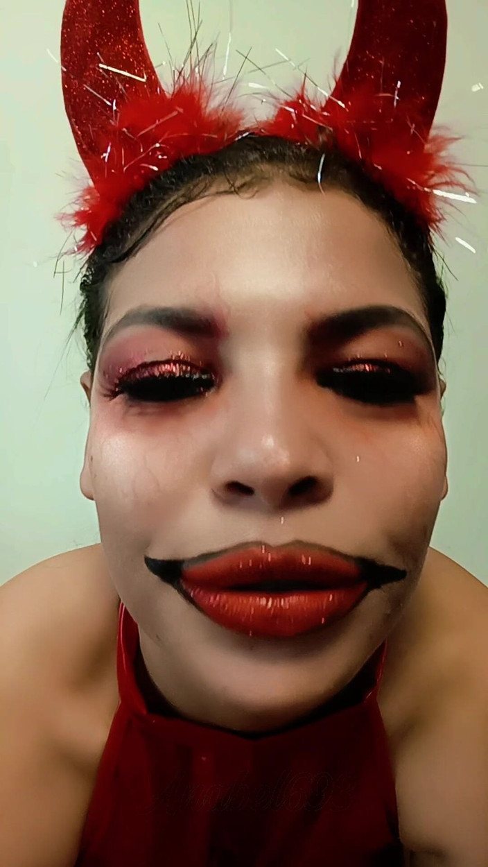 anabel693: Devil Yawns Greatly