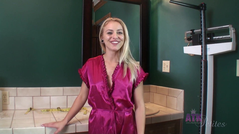 ATK Petites: 称重。