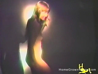 Homegrown Vintage: Amateur does a striptease
