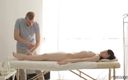 Massage X: キャロルのためのマッサージとオーガズム