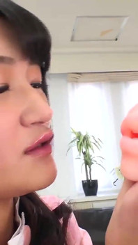โดนพี่สาวเลี้ยงเย็ดด้วยเครื่องช่วยหัดช่วยตัวเอง