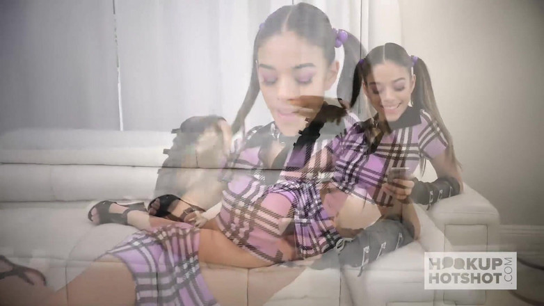 Hookup Hotshot: 火辣青少年黑发和谐奇迹得到她的喉咙和屁股性交