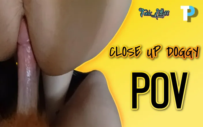 ToxicLilly88: ToxicLilly88 zblízka zezadu POV