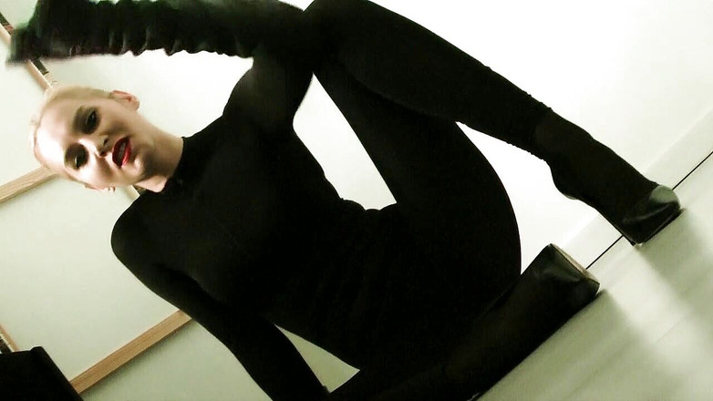 Goddess Celine: 僵尸啪