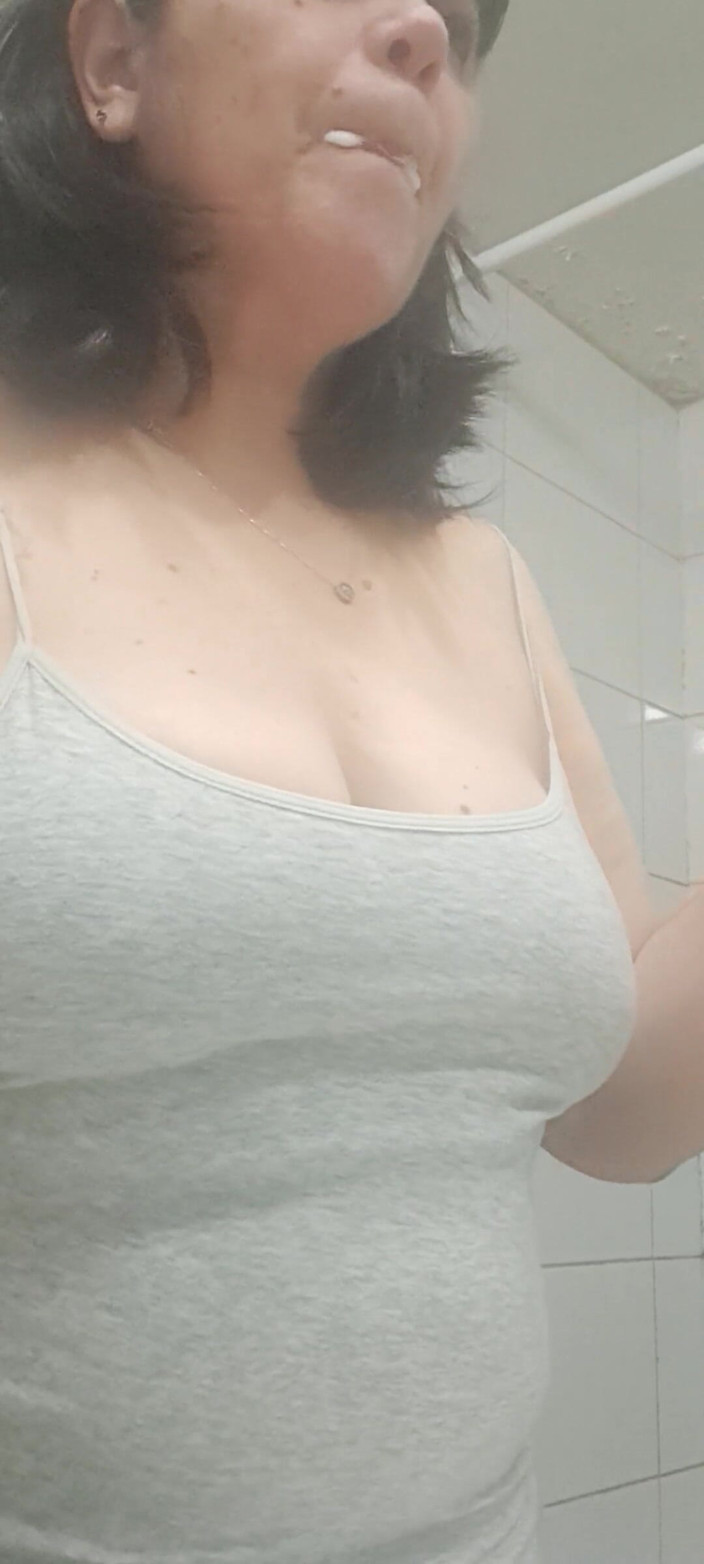 Mommy big hairy pussy: Pasta In Bocca